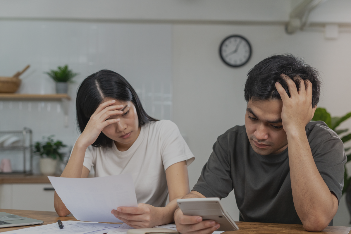 Visual representation of the impact of collections on your credit report and how to recover your credit score with expert advice